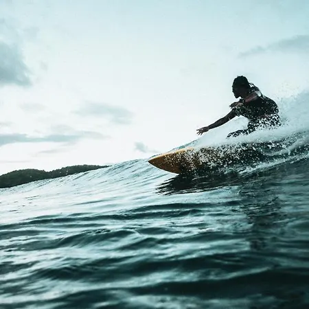 Sun - Surf Camp & * Sagres