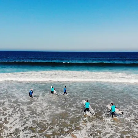 Sun - Surf Camp & Hostel *