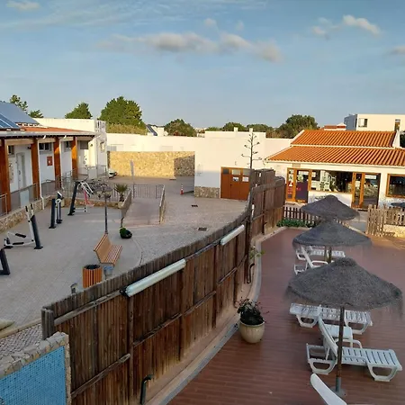 Sun - Surf Camp &