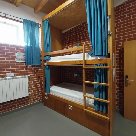 Sun - Surf Camp & Hostel *