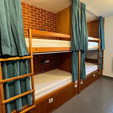 Sun - Surf Camp & Hostel