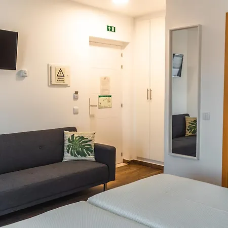 Sun - Surf Camp&hostel Hostal