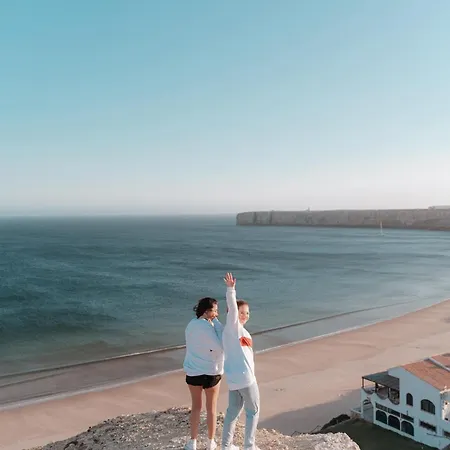 Sun - Surf Camp & بيت شباب ساغريش
