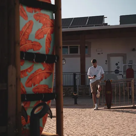Sun - Surf Camp & * ساغريش