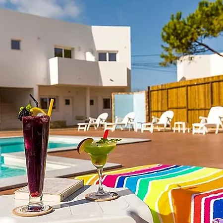 Sun - Surf Camp & * Sagres