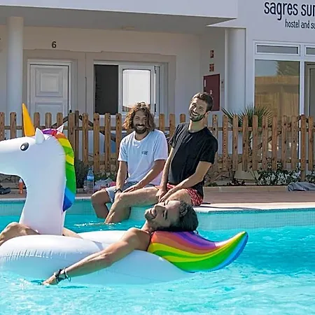 Hostel Sun - Surf Camp &