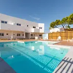 Hostel Sun - Surf Camp & Σάγκρες